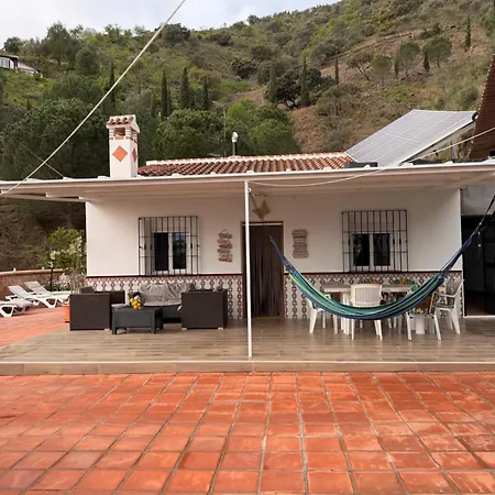 Cristina- Piscina Climatizada Chalet *